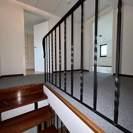 Renovierte Monteursunterkunft In Mit Voller Ausstattung