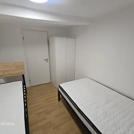 Renovierte Monteursunterkunft In Mit Voller Ausstattung