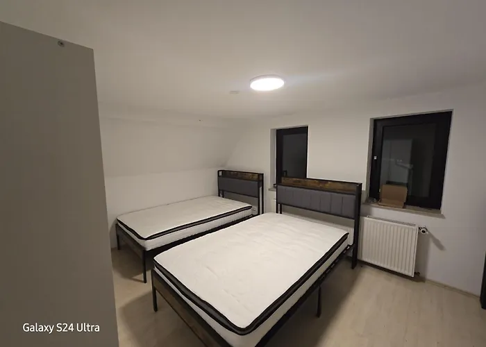 Renovierte Monteursunterkunft In Mit Voller Ausstattung Apartman Taunusstein